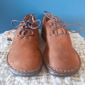 Børn Lace Up Oxfords in British Tan